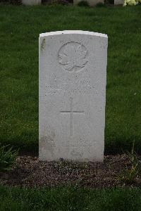 Canada Farm Cemetery - Ferns, William Henry