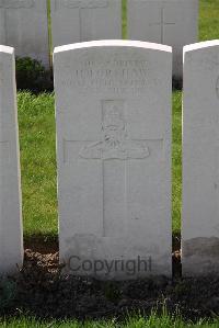 Canada Farm Cemetery - Forshaw, H