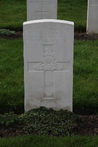 Canada Farm Cemetery - Fox, Thomas Henry