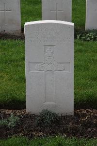 Canada Farm Cemetery - Gaffing, D