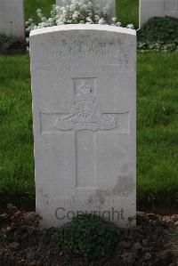 Canada Farm Cemetery - Gawthorpe, Harrison