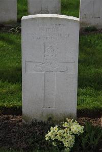 Canada Farm Cemetery - Gittins, B