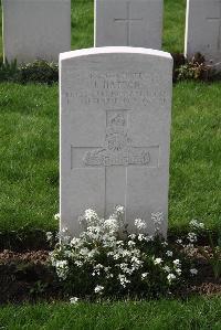 Canada Farm Cemetery - Hatton, John