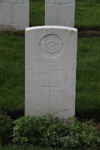 Canada Farm Cemetery - Hughes, Walter