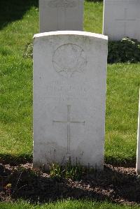 Canada Farm Cemetery - James, Gwynne Lewis Brodhurst