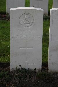 Canada Farm Cemetery - Jones, Frank