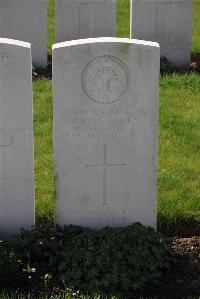 Canada Farm Cemetery - Jones, Owen