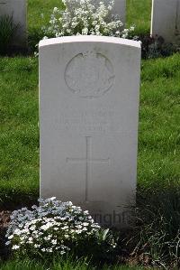 Canada Farm Cemetery - Kinghorn, R