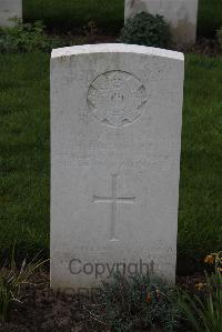 Canada Farm Cemetery - Lockhart, Peter