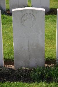 Canada Farm Cemetery - Loughlin, J