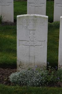 Canada Farm Cemetery - MacDonald, D J