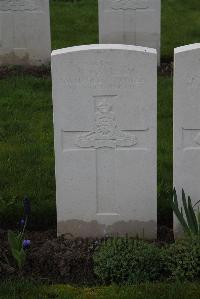 Canada Farm Cemetery - Markland, J W