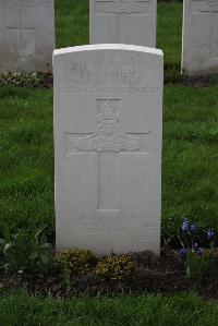 Canada Farm Cemetery - Matthew, J