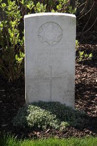 Canada Farm Cemetery - McDonough, P