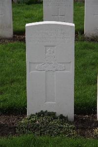 Canada Farm Cemetery - Monks, Lawrence