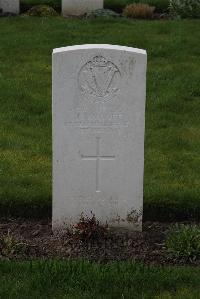 Canada Farm Cemetery - Moore, John Alexander