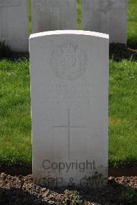 Canada Farm Cemetery - Morton, W G