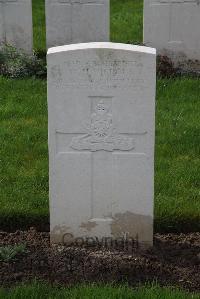 Canada Farm Cemetery - Nichols, William Henry