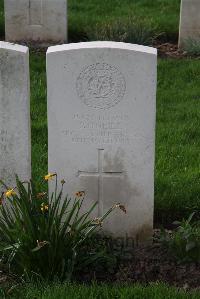 Canada Farm Cemetery - O'neill, Patrick