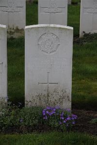 Canada Farm Cemetery - Pegg, F