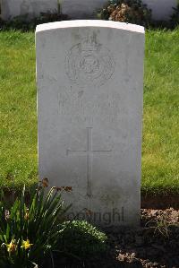 Canada Farm Cemetery - Pember, H J