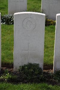 Canada Farm Cemetery - Roberts, J N