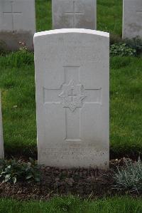 Canada Farm Cemetery - Roberts, John Reginald