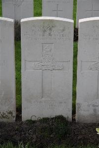 Canada Farm Cemetery - Sandford, Fredrick