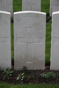 Canada Farm Cemetery - Simpson, R