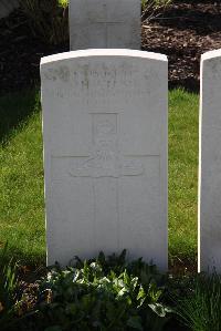 Canada Farm Cemetery - Stead, J H