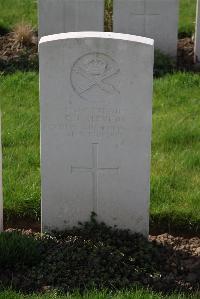 Canada Farm Cemetery - Stevens, F J