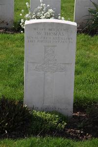 Canada Farm Cemetery - Thomas, Wilfrid