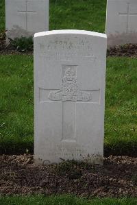 Canada Farm Cemetery - Thomson, David R.