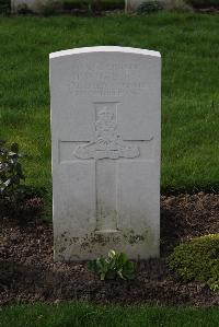 Canada Farm Cemetery - Whalley, H