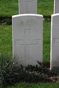 Canada Farm Cemetery - Witt, Philip George