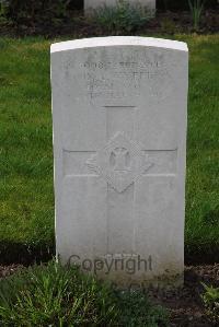 Canada Farm Cemetery - Wyper, D A