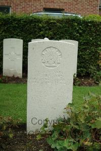 Strand Military Cemetery - Barden, Walter James