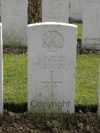 Strand Military Cemetery - Barrett, Herbert James