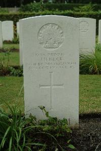 Strand Military Cemetery - Beck, John Bass