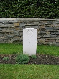 Dickebusch Old Military Cemetery - Jacob, J