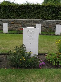 Dickebusch Old Military Cemetery - Scottney, C