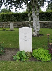 Dickebusch Old Military Cemetery - Wiltshire, G W