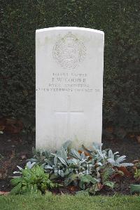 Halle Communal Cemetery - Cooper, F W