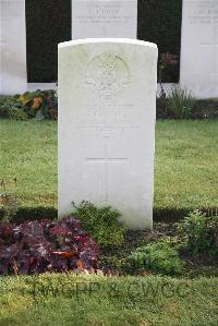 Halle Communal Cemetery - Elcock, S