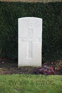 Halle Communal Cemetery - Gallacher, James