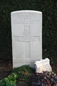 Halle Communal Cemetery - Lay, Frederick William