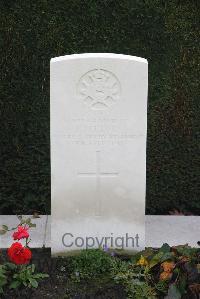 Halle Communal Cemetery - Sellors, J