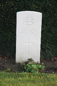 Halle Communal Cemetery - Williams, J H