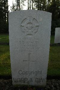 Heverlee War Cemetery - Ashley, Borden Bramshott