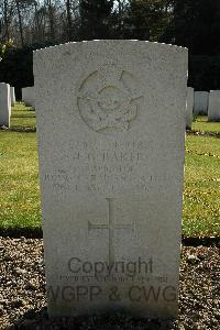 Heverlee War Cemetery - Baker, Frank Greenaway